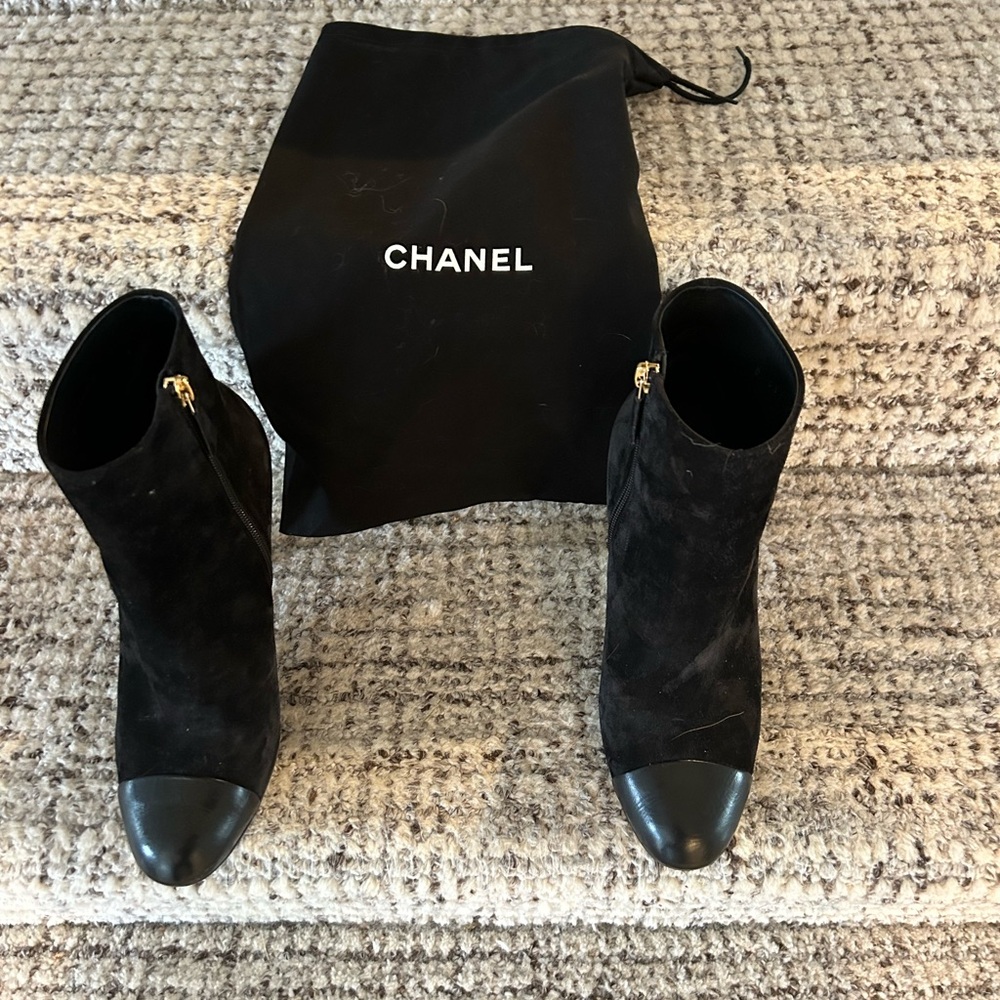 Classy Sued Chanel boots w leather tip.  Gold Chanel logo  on heel